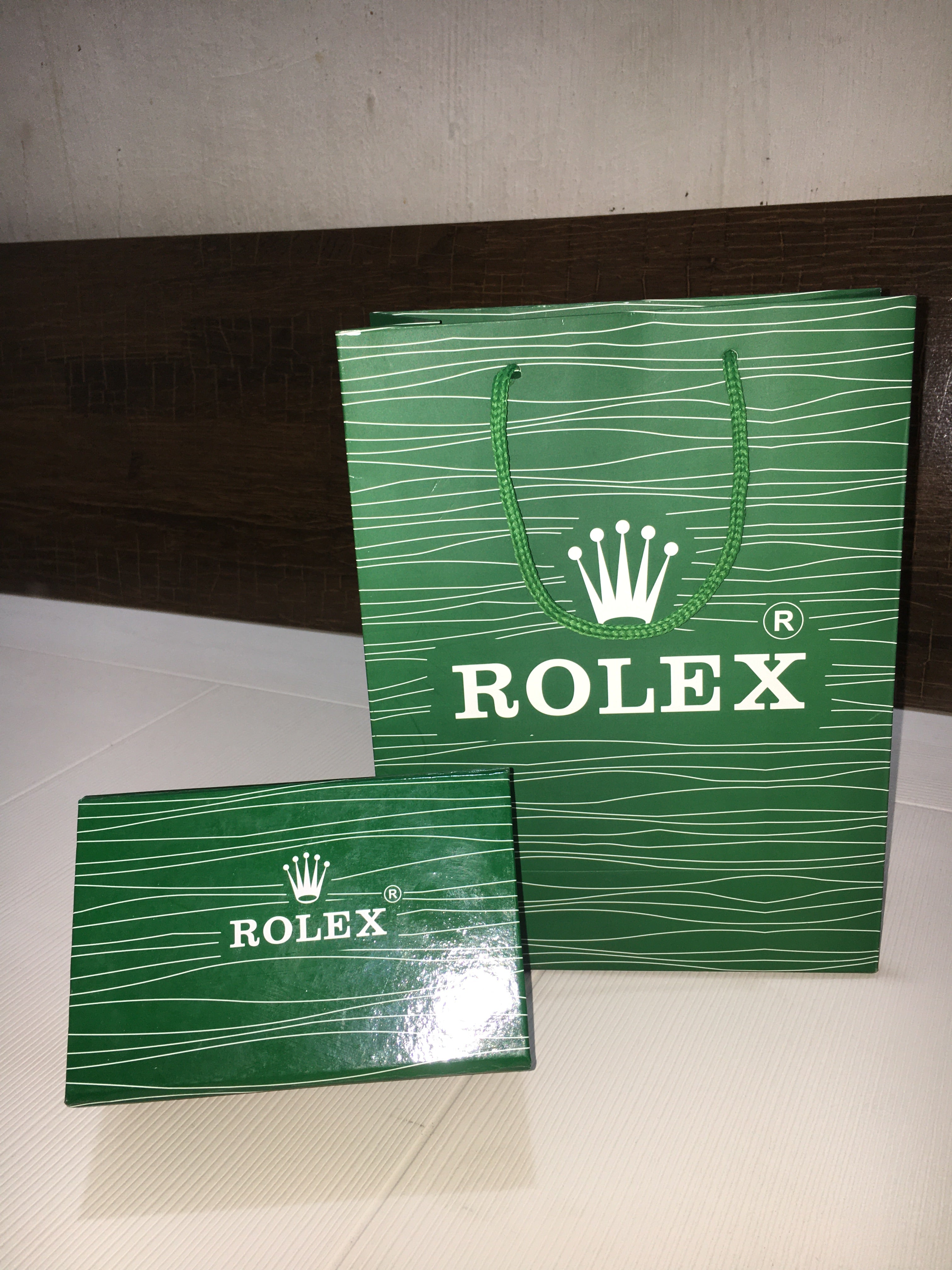 Rolex Submariner Date 41 in Oystersteel