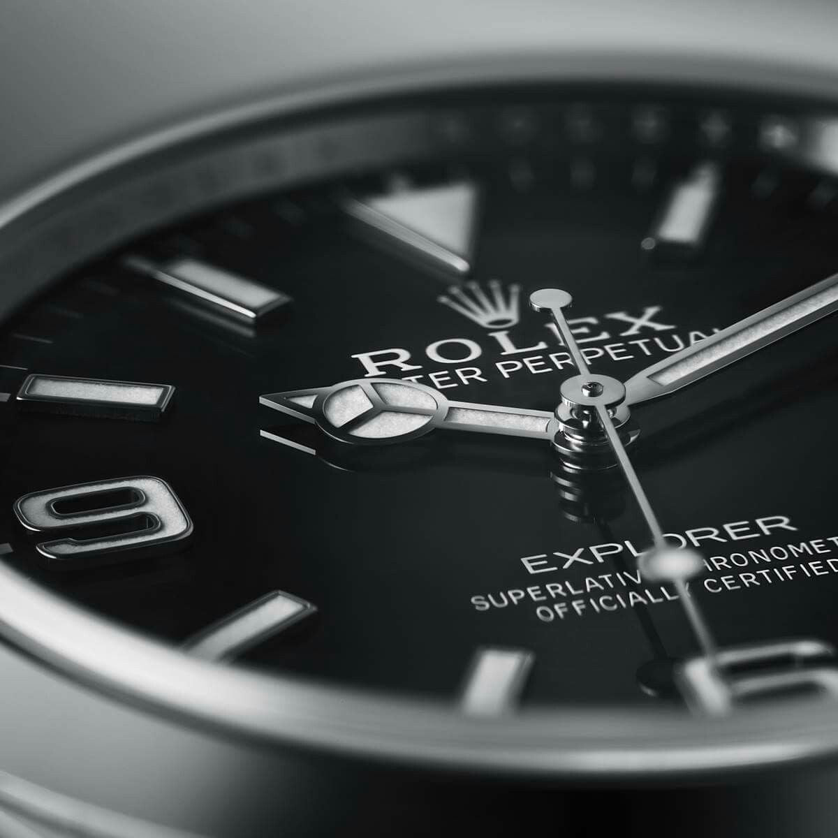 Rolex Oyster 41 mm, Oystersteel and Silver Black