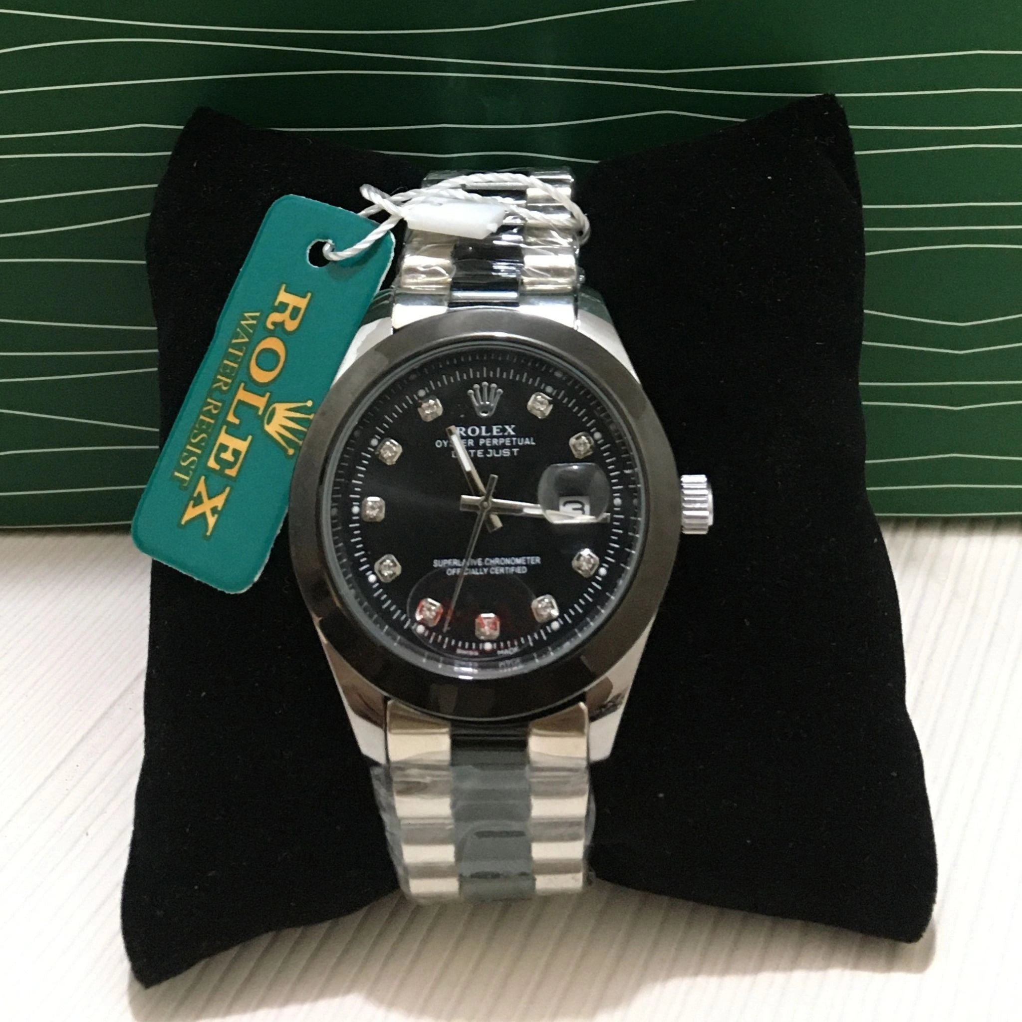 Rolex Oyster 41 mm, Oystersteel and Silver Black